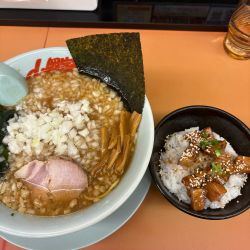 プレミアム醤油　コロチャー丼
