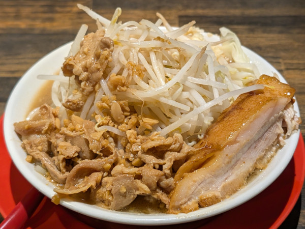 「豚豚らーめん（1,180円）」@麺と飯 トンじろの写真