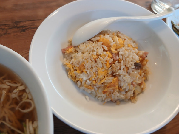 「チャーハンとラーメンセット 950円」@美華の写真
