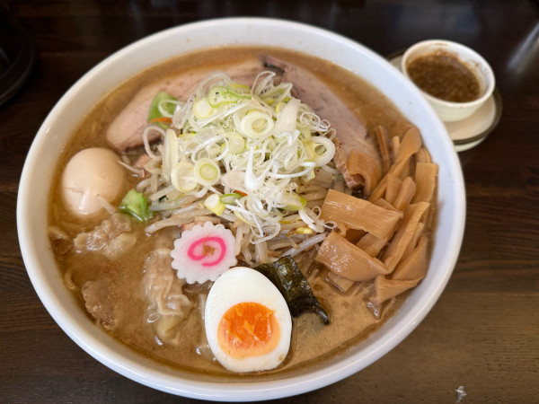 「◯特中華そば+味脂」@東池袋大勝軒 しのやの写真