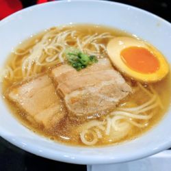 台湾風柔らか煮豚麺