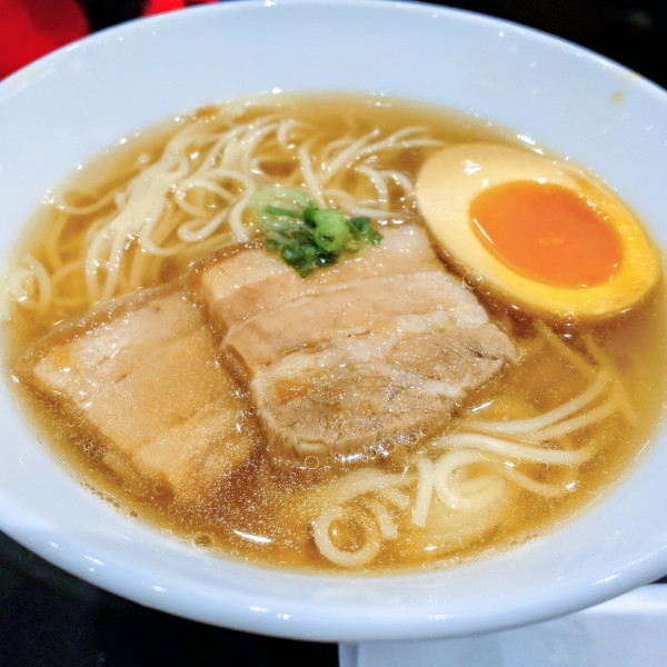 「台湾風柔らか煮豚麺」@ミスタードーナツ  ダイバーシティ東京プラザショップの写真