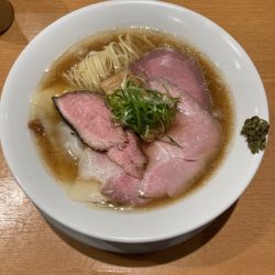 特上牛醤油と山椒の中華そば