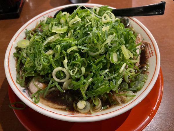 「中華そば（並）ネギ多め」@新福菜館 浜松町店の写真