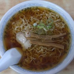 米沢ラーメン 750円