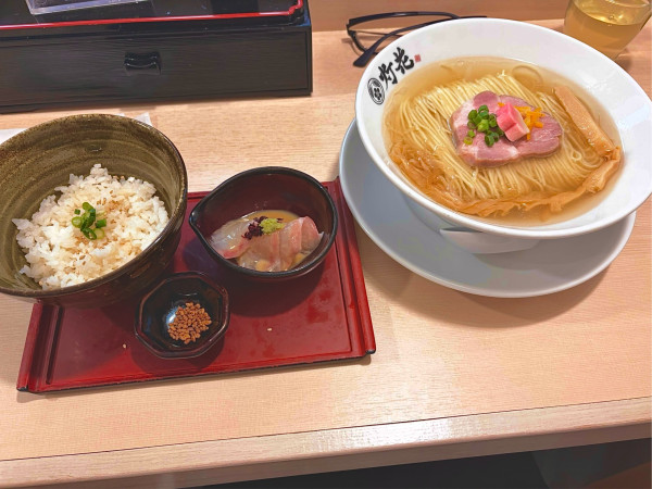 「鯛塩そば」@鯛塩そば 灯花 本店の写真