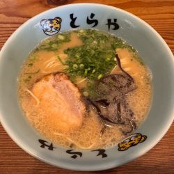 とらやラーメン　620円