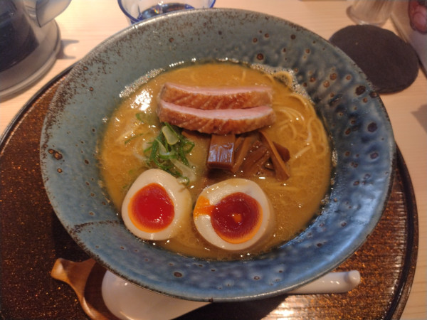 「鴨玉白湯そば¥1350-」@東京鴨中華そば店の写真