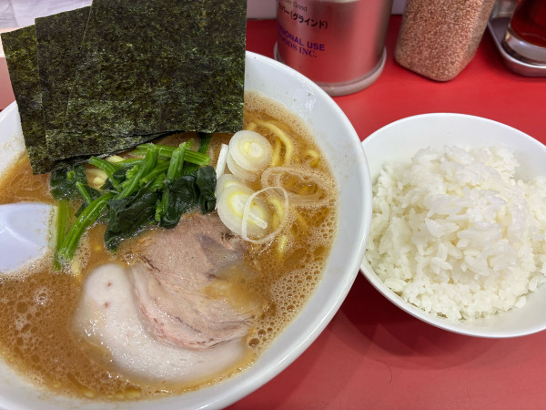 「豚骨醤油らーめん　780円」@赤羽らーめん 粋の写真