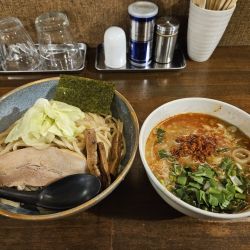 辛肉つけ麺(味噌)
