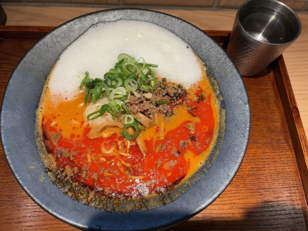 「赤のとりこ1080円＋半替玉150円」@麺屋周郷 鶏のとりこの写真