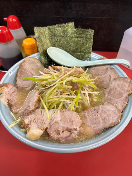「ネギチャーシュー　中」@ラーメンショップ つくば店の写真