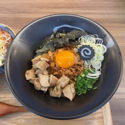 親鶏まぜそば（900円）