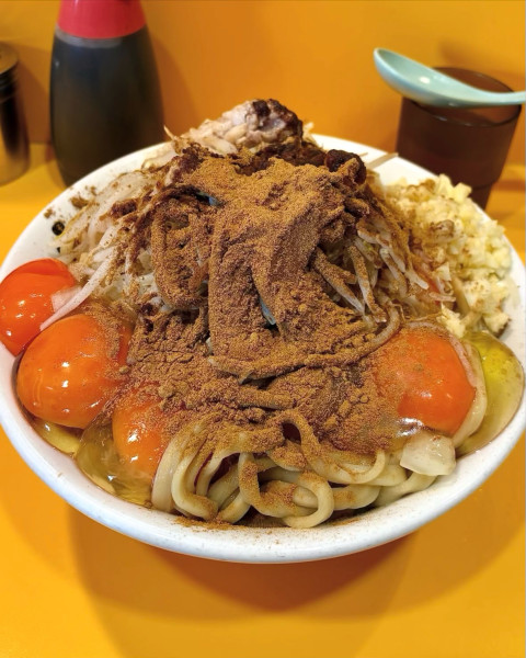 「プチ二郎 （麺はたまごかけ麺に変更）」@ラーメン二郎 八王子野猿街道店2の写真