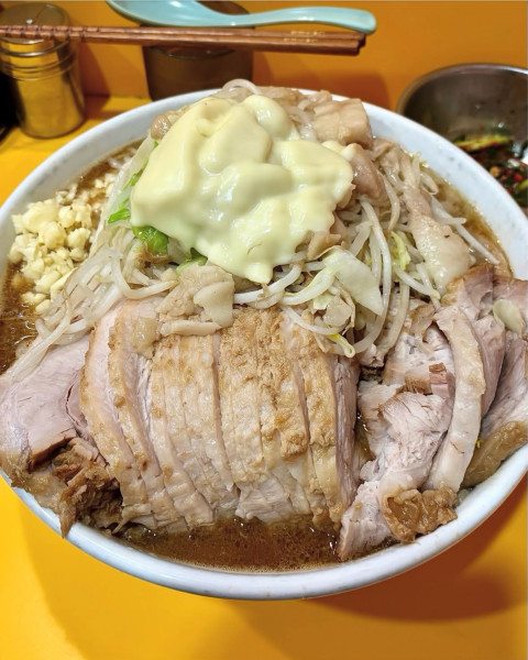 「限定 エビーレン3 麺多め ブタ増し」@ラーメン二郎 八王子野猿街道店2の写真