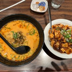 ラーメンセット（坦々麺＋麻婆豆腐丼）950円