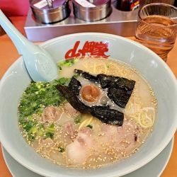 朝ラーに角切りチャーシュー720円(PayPay)