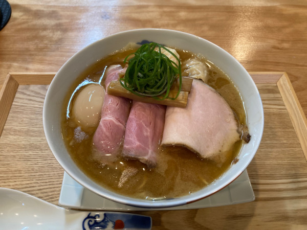 「特上中華そば」@創作麺ひとすじの写真