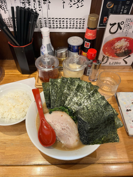 「海苔ラーメン硬濃、ライス」@らーめん大桜 鶴間店の写真
