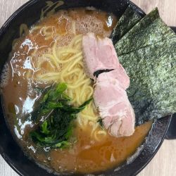 らーめん中950円