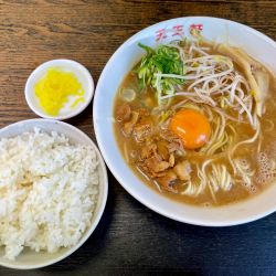 支那そば 玉子入り(並)/めし(小)