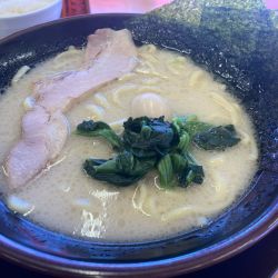 塩ラーメン 🉐クーポン餃子 ランチタイムサービスライス