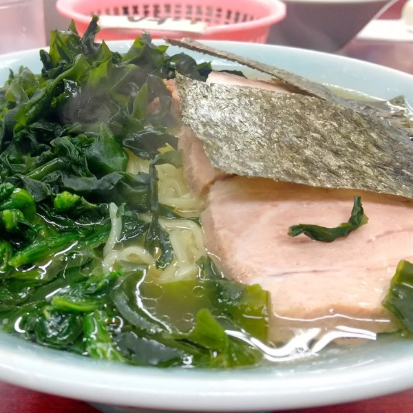 「#チャーシュー麺 #中盛 #1000円 #ワカメ #100円」@ラーメンビッグの写真