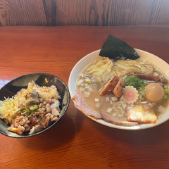 FOOD TRUCK むべの画像