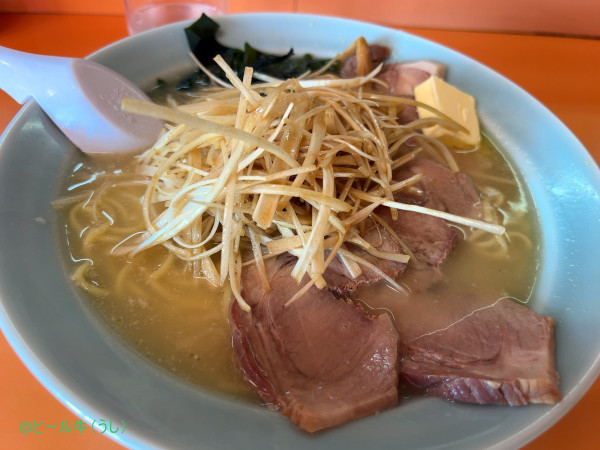 「ネギ塩チャーシューメン(1300円)」@ラーメンショップ 味源 朝霞店の写真