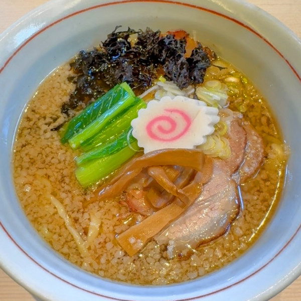 「背脂中華そば 930円」@らぁめん ゑびすやの写真