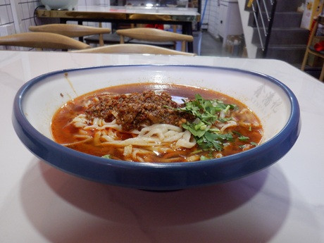 「招牌麻辣面　小碗」@鑫潘记の写真