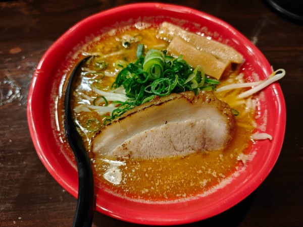 「濃厚赤味噌麺」@麺屋 葵の写真