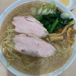 背脂中華(チャーシュー少なめ)