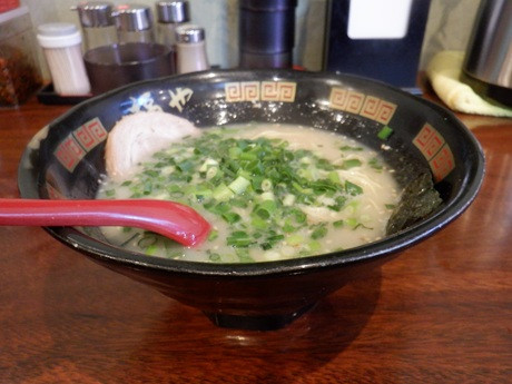 「白福博多ラーメン」@博多ラーメン 福やの写真