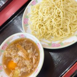 つけ麺 生玉子入り 900円