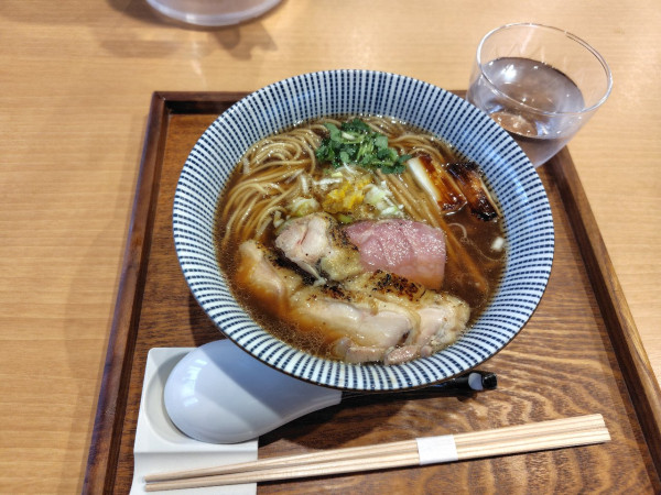 「鴨醤油ラーメン」@麺屋 玄洋の写真