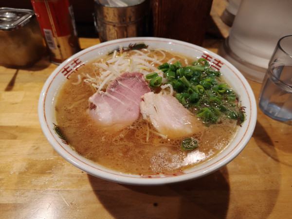 「ラーメン¥1000」@なるめんの写真