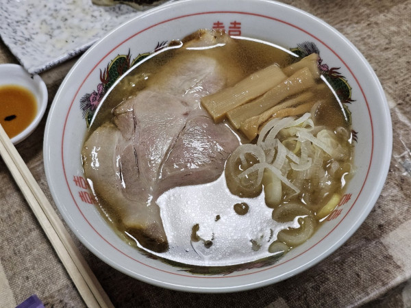 「中華そば　800円」@食事処タマちゃんの写真