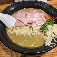 麺処 にぼし香 菊名店の画像