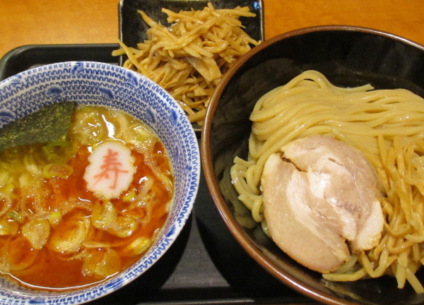 「＜新春限定＞海老つけめん（小）＋メンマ　890円＋150円」@舎鈴 池袋南口店の写真