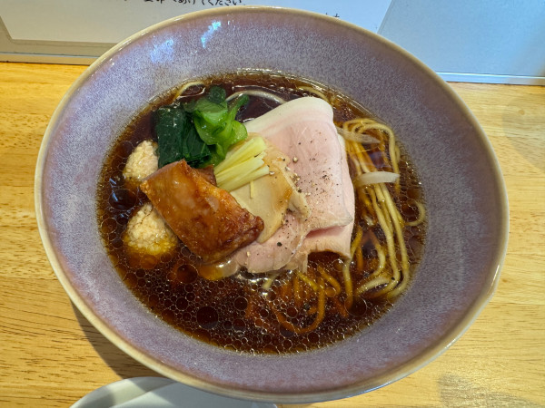 「特撰奥久慈しゃもの香醇醤油そば」@中華そば ひしおの写真