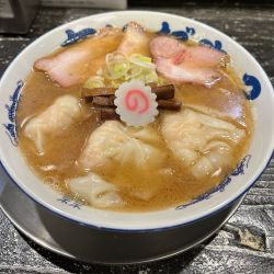 海老ワンタン麺