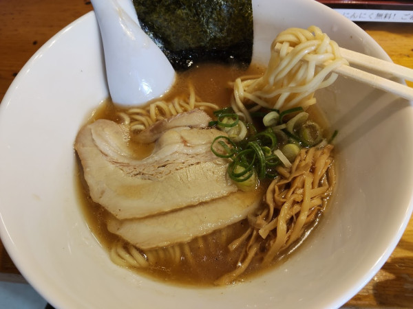 「焼きあご中華そば(780)」@中華そば あかしの写真