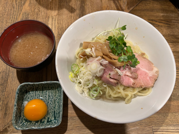 「油そば ¥850 & 生玉子 ¥50」@燦燦斗の写真