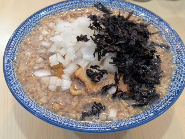 「限定 燕三条系背脂らーめん」@五弦屋の写真