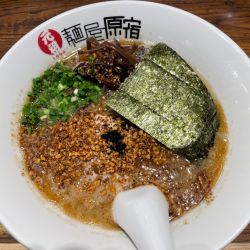 とんこつ（黒）ラーメン　￥９６０