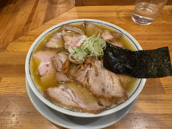 「チャーシュー麺」@there is ramenの写真
