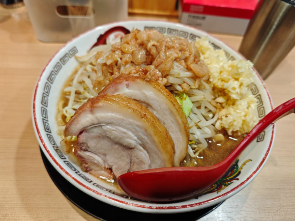 「小ラーメン」@ラーメン豚彦 甲府駅前店の写真