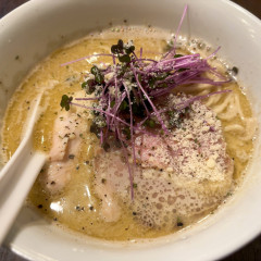 麺や でこの画像