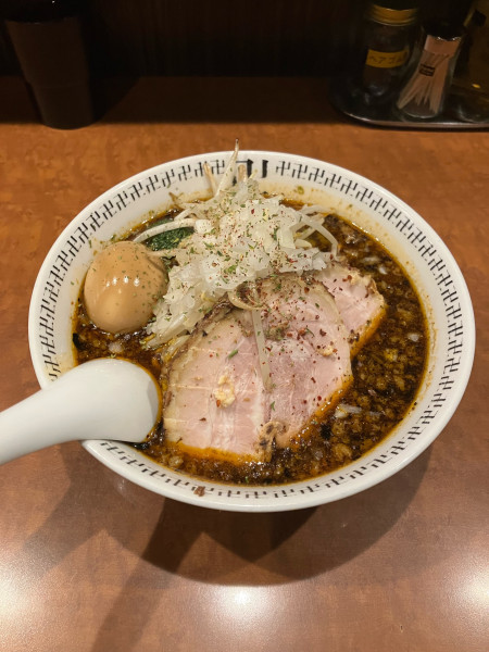 「特製スパイス・ラー麺（玉ねぎ）」@スパイス・ラー麺 卍力 秋葉原店の写真
